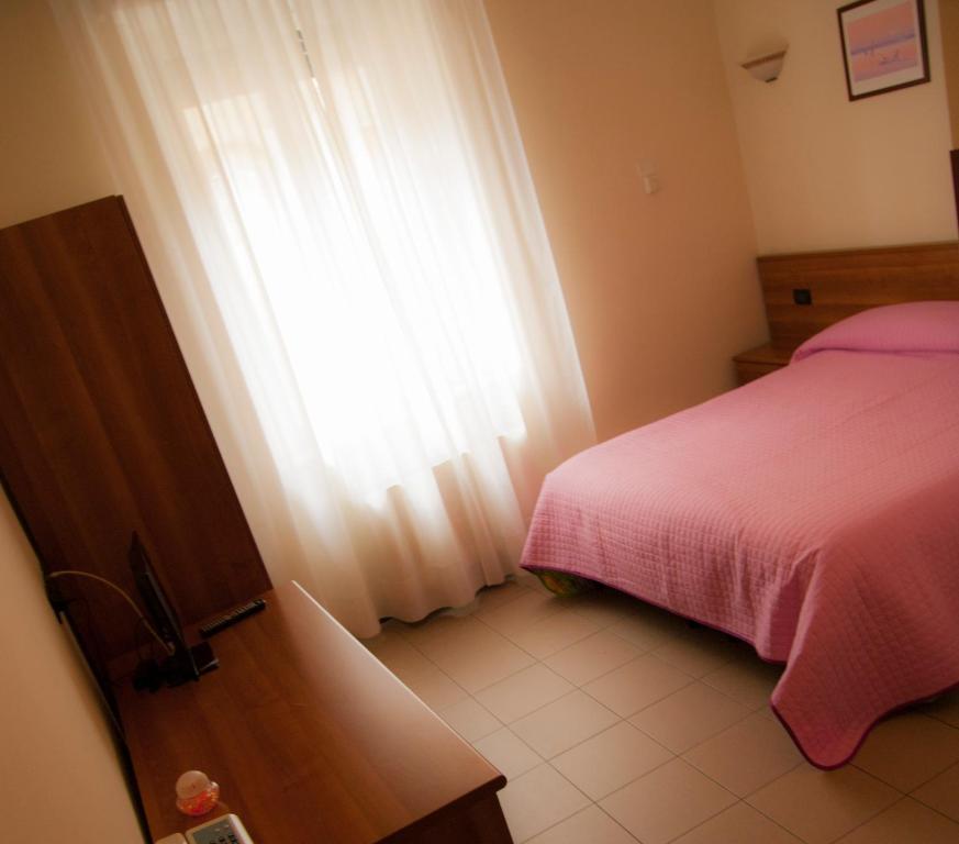 Hotel Marinoni Lomazzo Cameră foto