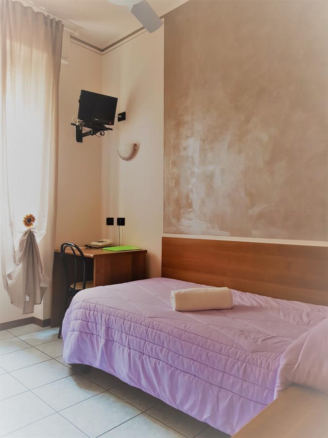 Hotel Marinoni Lomazzo Exterior foto
